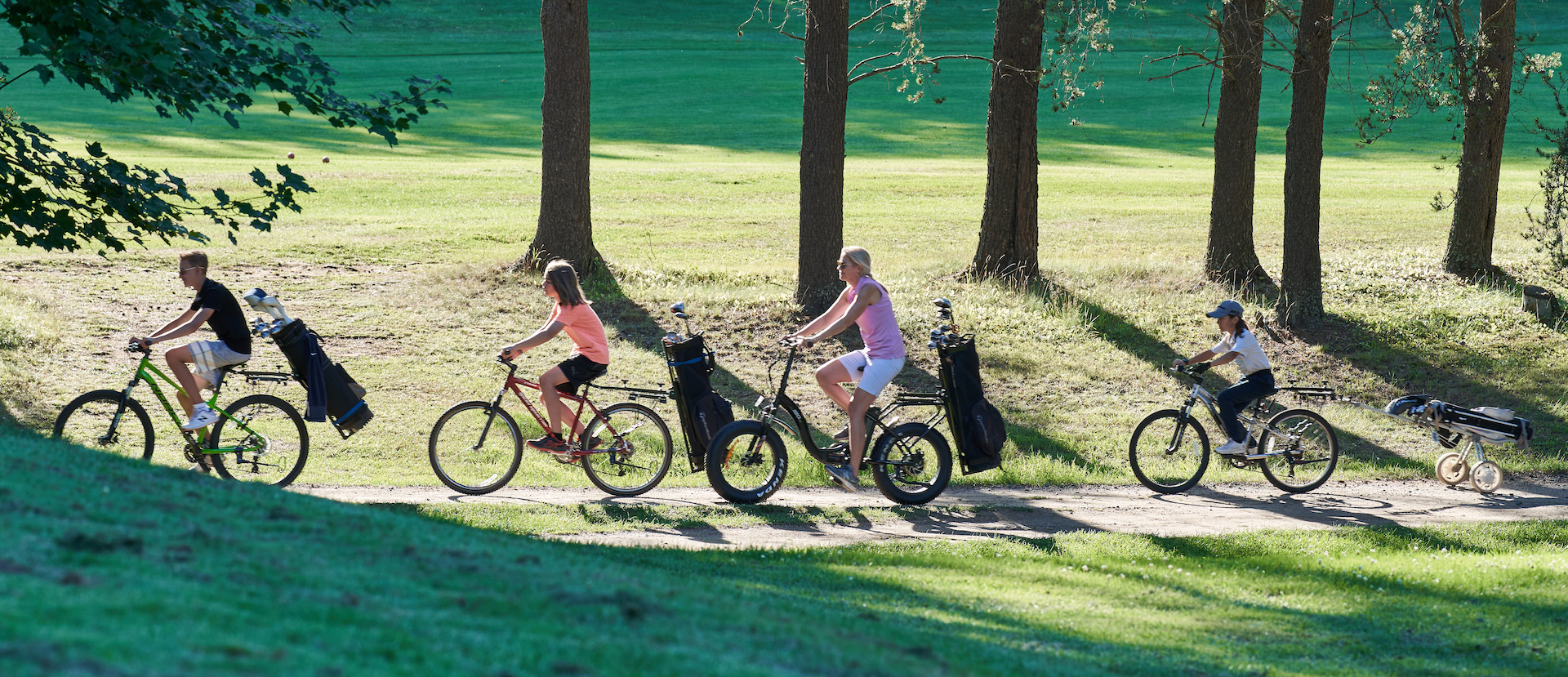 GOLFING BY BIKE